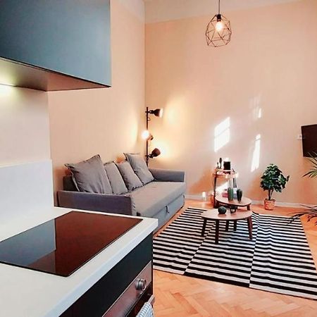 A+ Budapest Downtown Apartments Akacfa Eksteriør billede