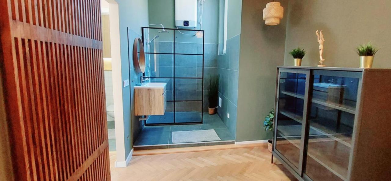 A+ Budapest Downtown Apartments Akacfa Eksteriør billede